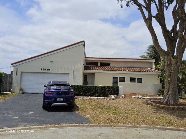 11939 NW 26th Pl