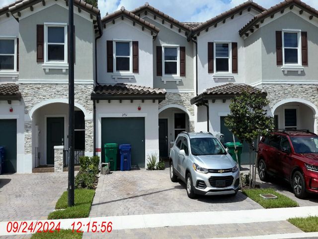 2751 NW 55 Way