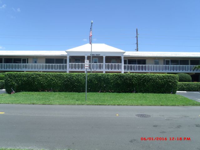 2141 NE 68 St Unit 101  