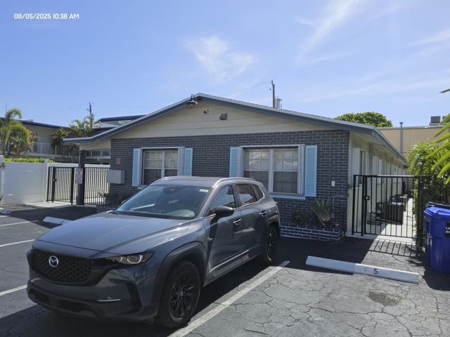 4204 N Ocean Dr  