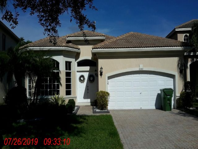 6041 SW 195th Ave  