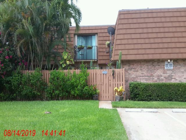 2551 Gdn Ct